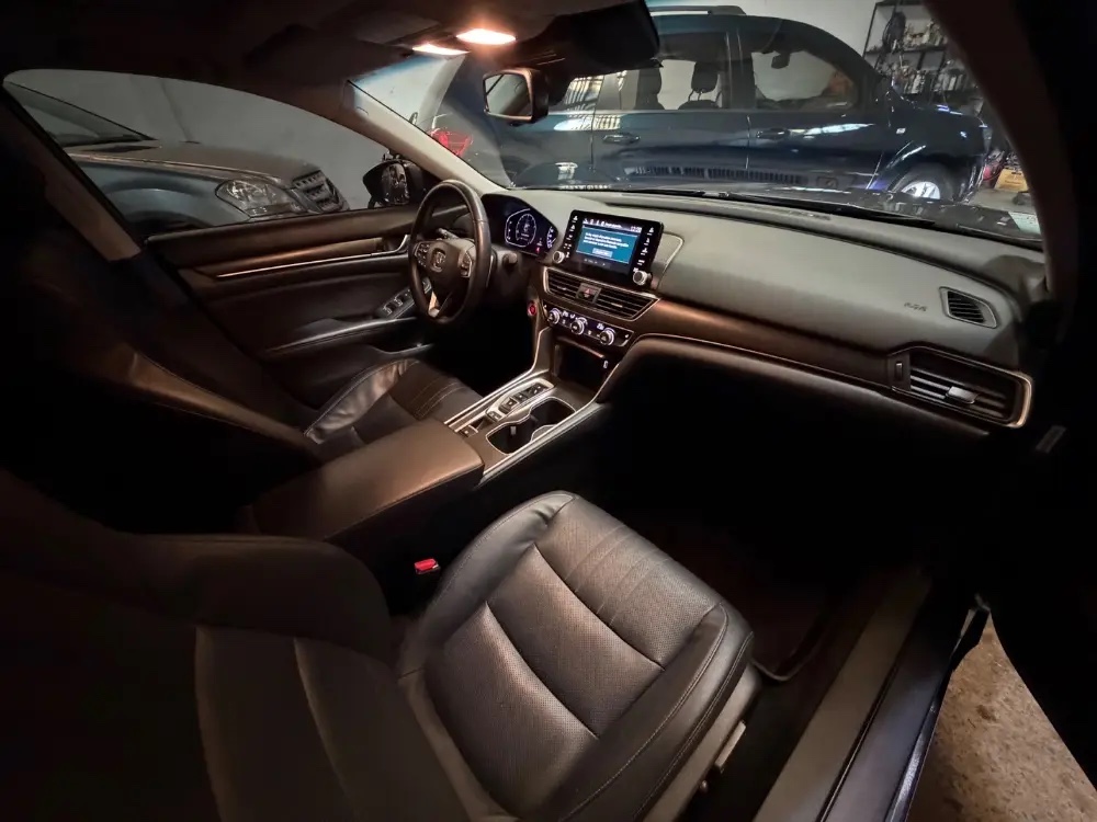 Honda Accord Ext 2.0 turbo 252cv — foto 9